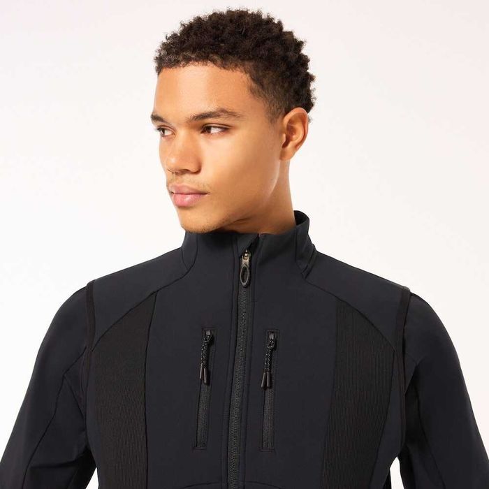 Жилет Oakley Latitude Arc Vest Blackout