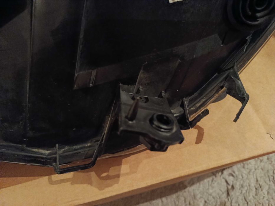 VENDE - farol direito VW Polo 9N