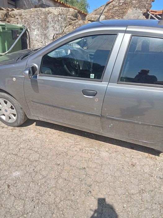 Vendo Fiat Punto a gasóleo batido