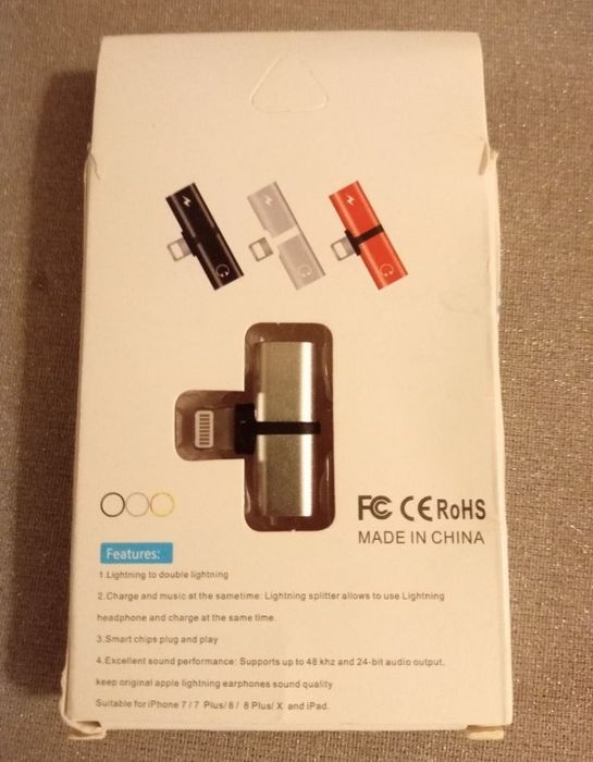 Adaptador carga e som para iPhone Novo