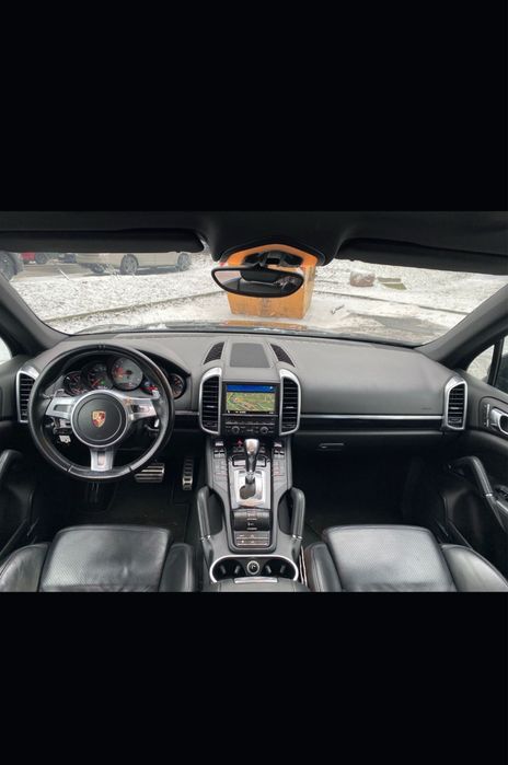Porsche cayenne s hybrid 2010