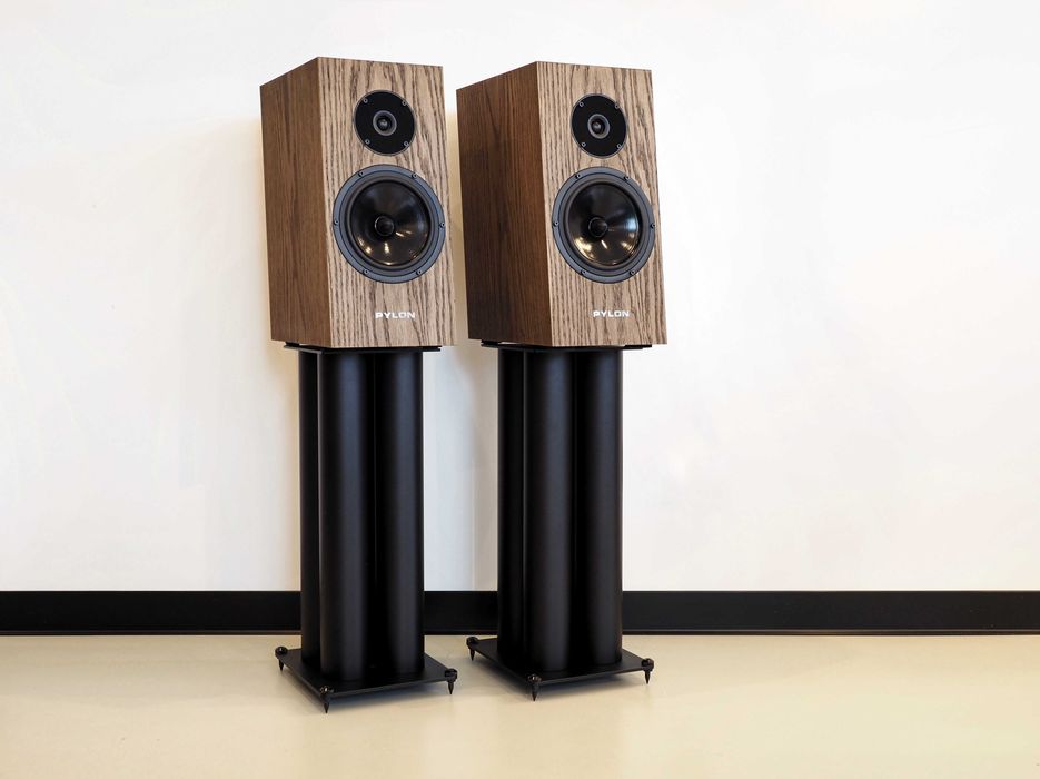 Pylon Audio Diamond Monitor 18 MKII kolumny podstawkowe nowe