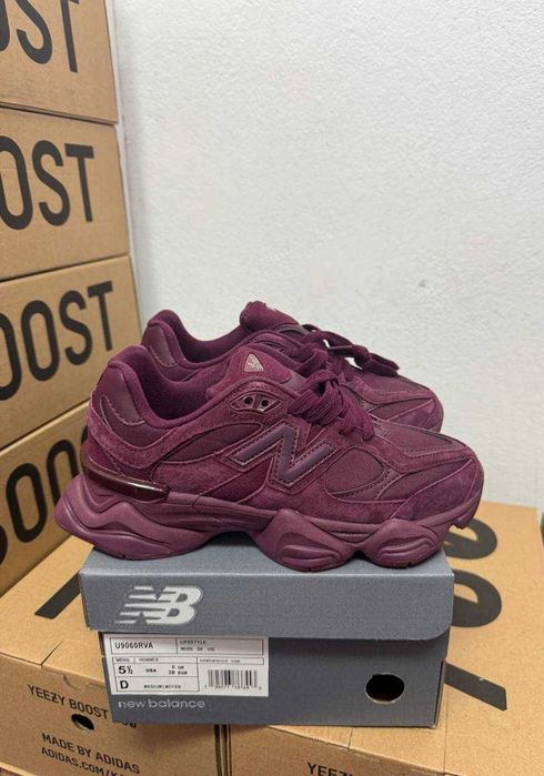 Жіночі кросівки New Balance 9060 "Burgundy" Розміри 36-41