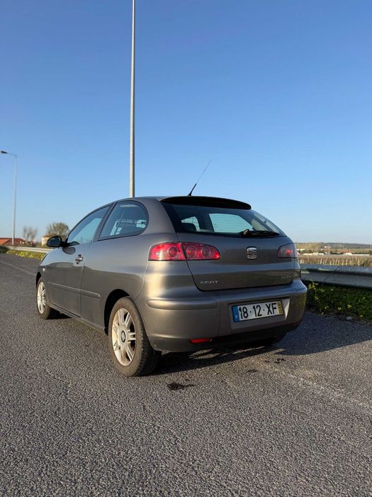 SEAT IBIZA 1.4 TDI - COMO NOVO