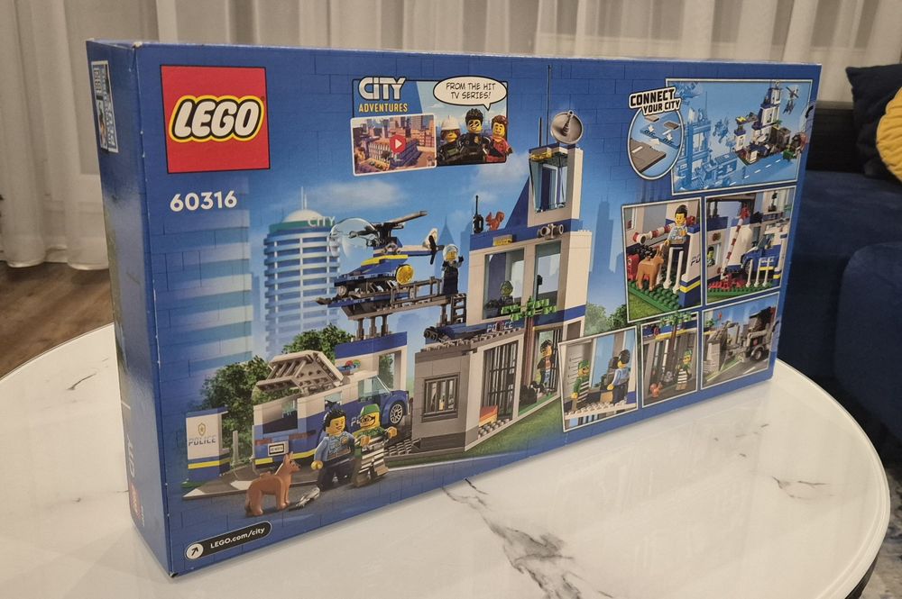 Lego City 60316 Posterunek policji