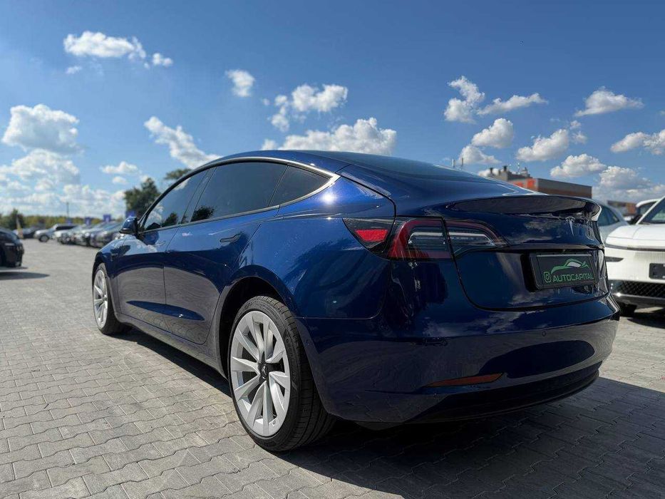 Tesla Model 3 2022
