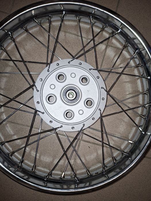 Nowe wycentrowane kolo tył wsk 125 b1 b3 pl