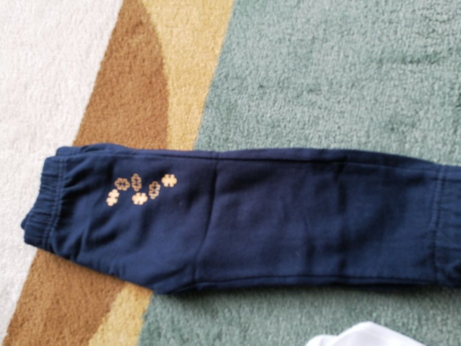 Vendo roupa de bebé 18-24 meses