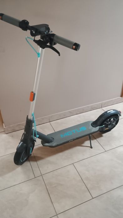Hulajnoga elektryczna Motus Scooty 10 lite