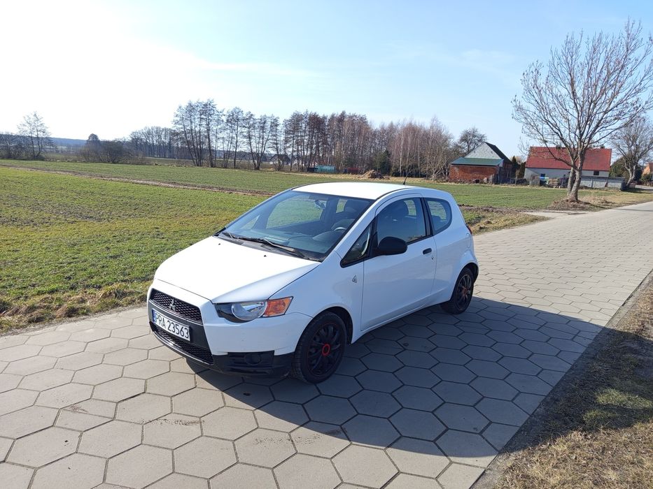 Mitsubishi Colt 2009 Benzyna Klimatyzacja