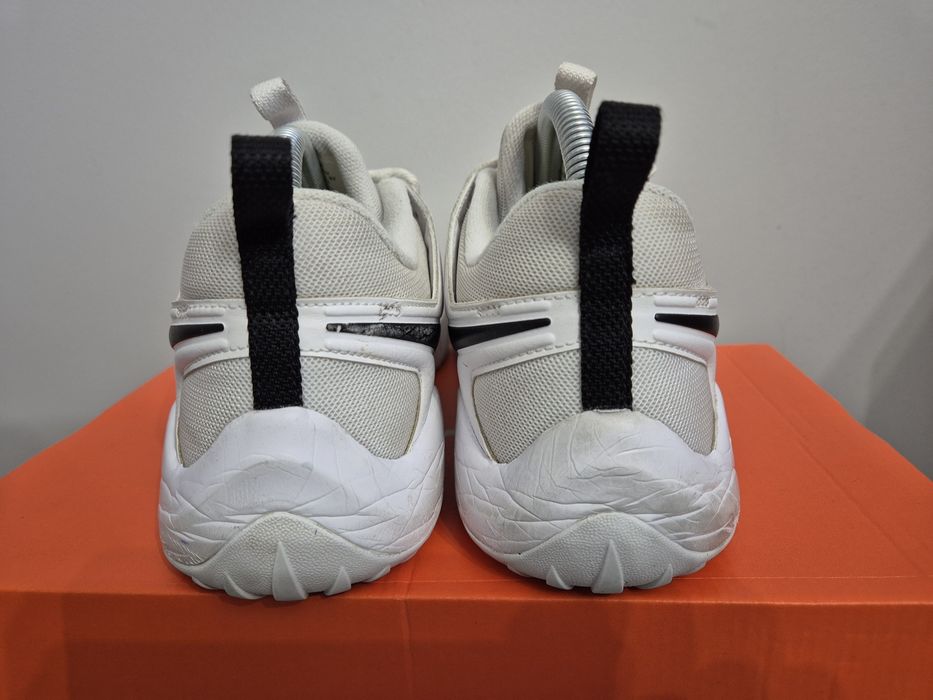 Buty męskie halowe Nike Air Zoom Hyperace rozmiar 42.