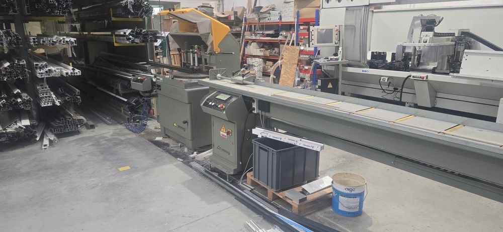 Máquina de corte alumínio + medidor