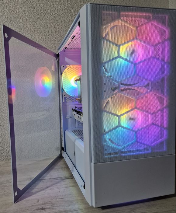Стильний ігровий ПК у білому корпусі | i7-4770 / GTX 1060 6GB / 16GB RAM /SSD-HDD