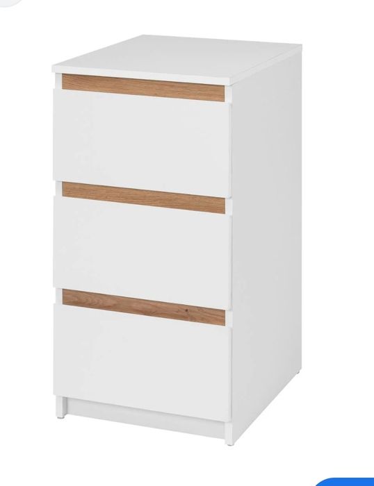 Cómoda nova ler anúncio