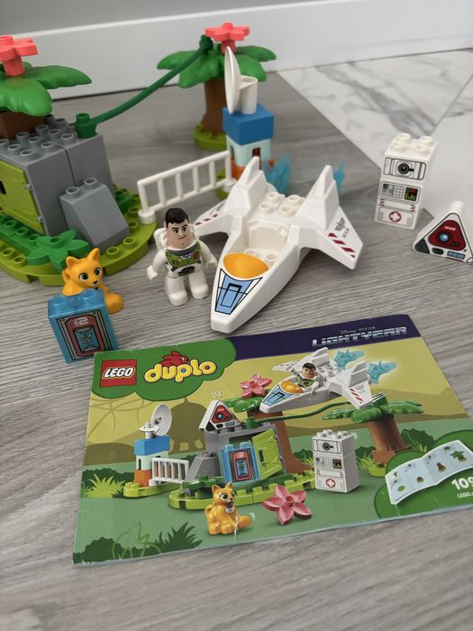 Продам набір Lego Duplo Disney та Pixar Базз Рятівник і космічна місія