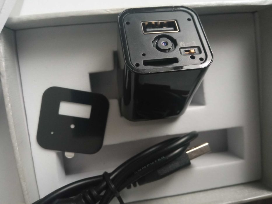 Urządzenie szpiegowskie - ładowarka USB