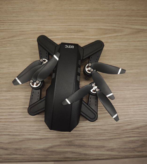 Dron chiński lyzrc