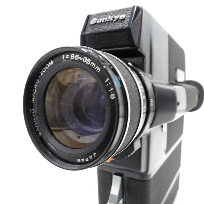 Câmara Vintage Sankyo MF 404 com Estojo e acessórios