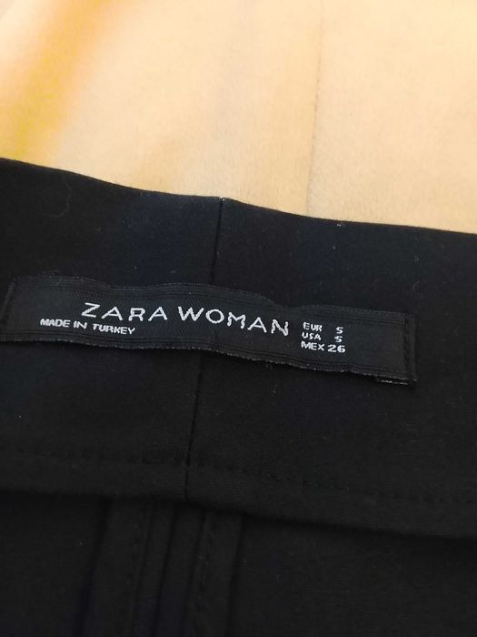 Saia Justa Preta Zara