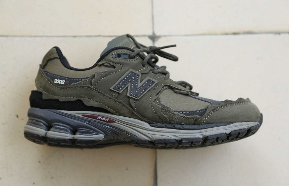 New Balance  2002R "Protection Pack - Dark Moss" sneakers