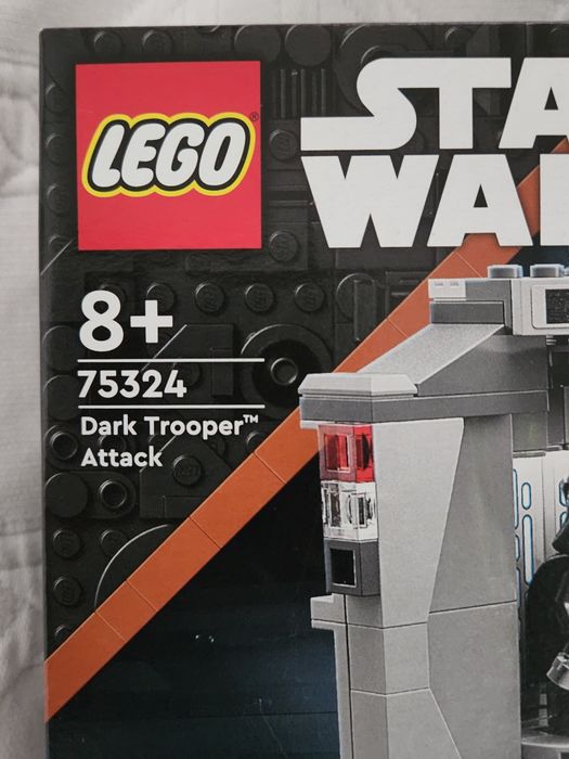 Lego Dark Trooper Attack (75324)
Attack