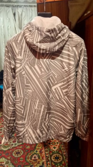 Ветровка мужская 50 -52 размера