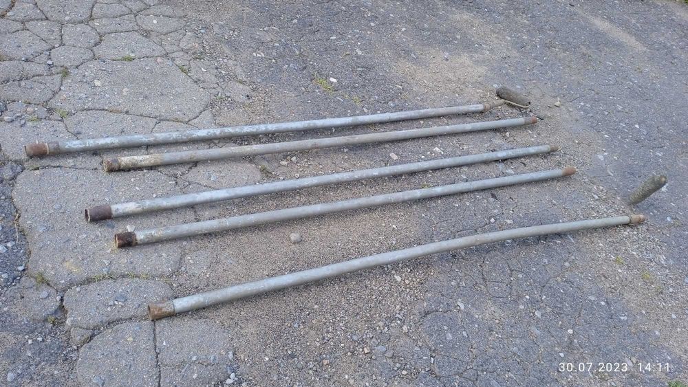 Трубы из алюминия. 5 штук. 11 м. Собираются. Покраска валиком.