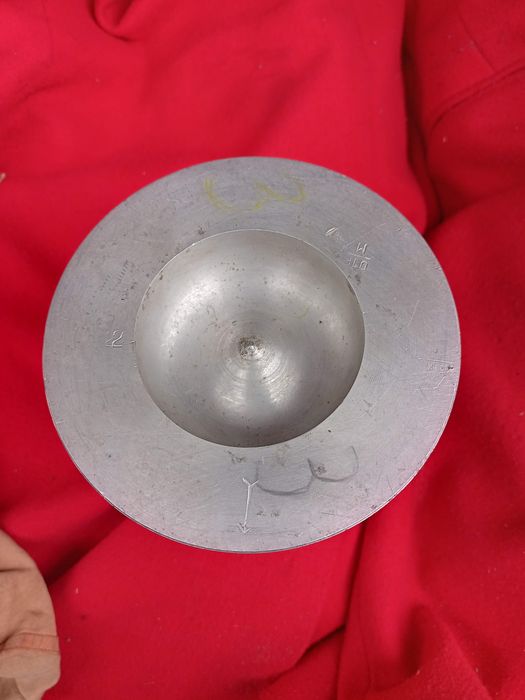 Т 150, ХТЗ. Продам поршня СМД 60 -72