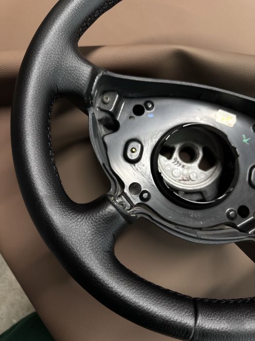 Перетягнуте кермо Mercedes w211 на обмін