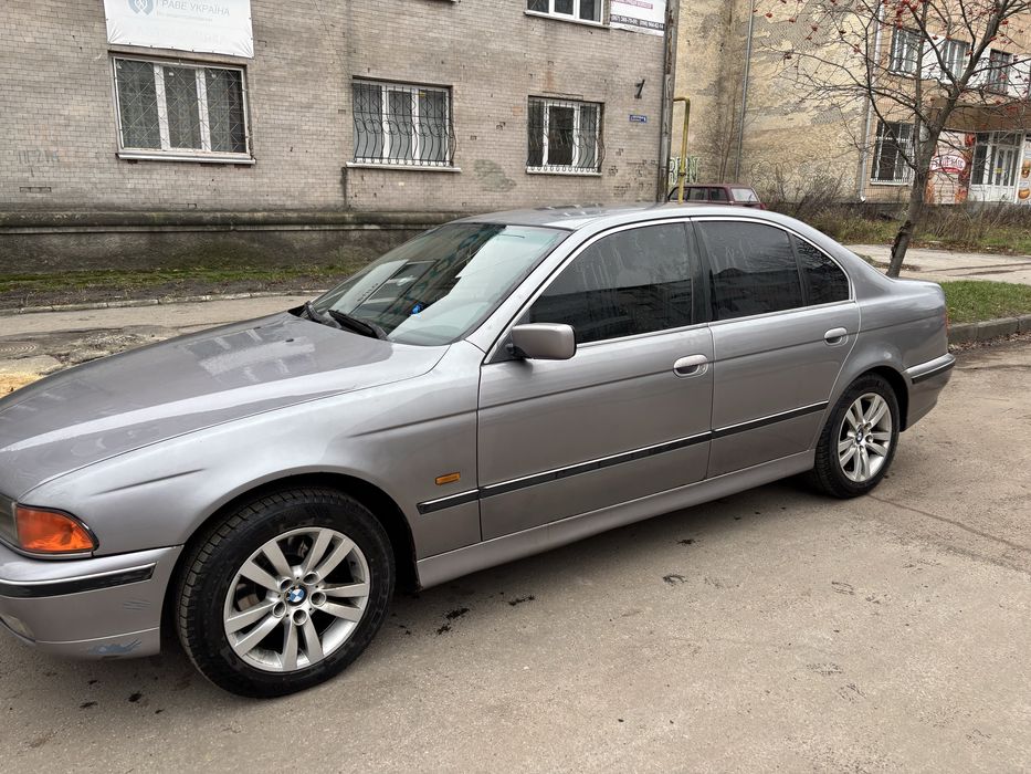 Продам бмв е39 в хорошому стані