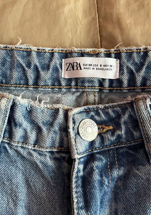 Джинсы новые Zara