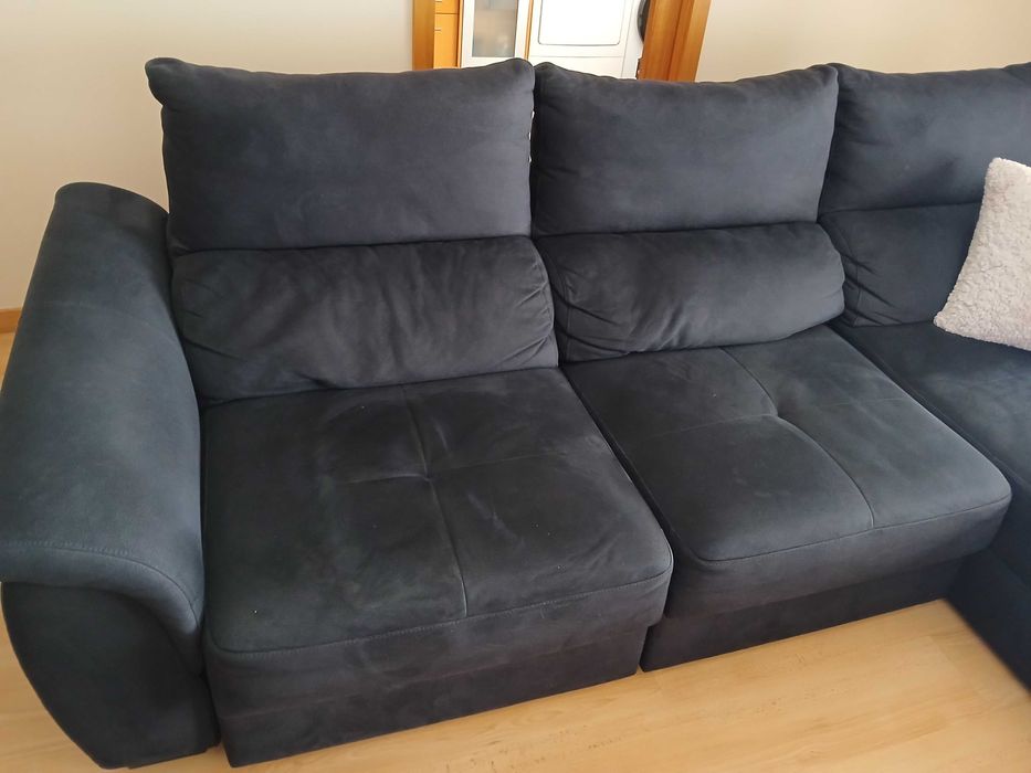 Sofá-chaise longue em excelente estado