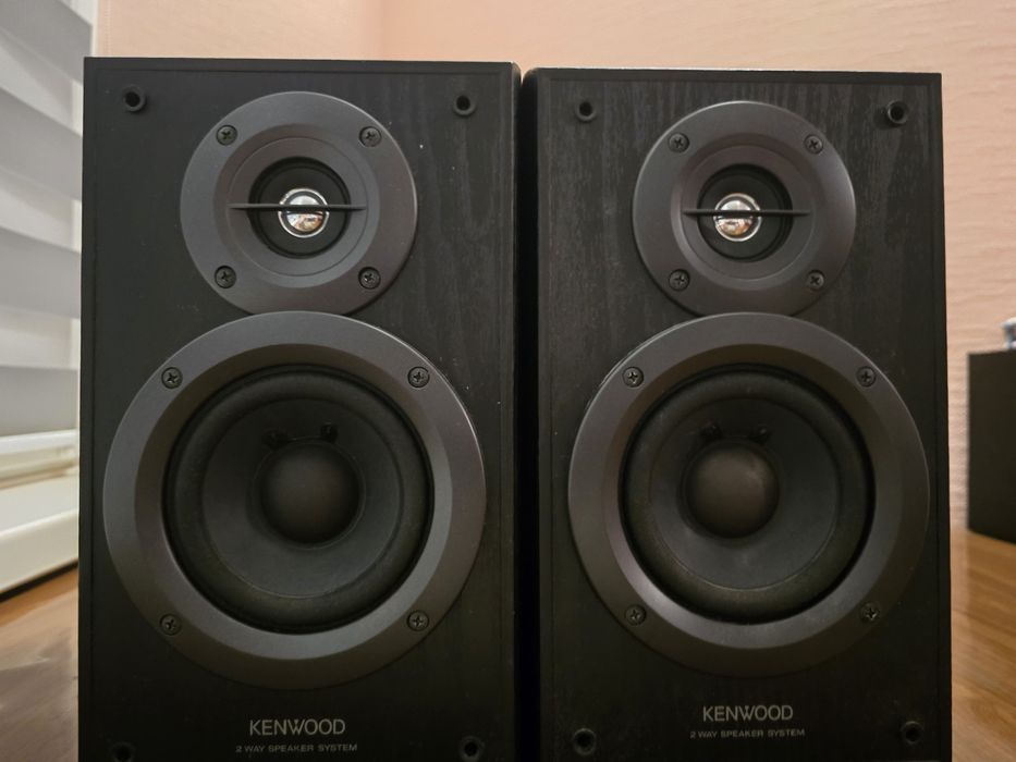 Продам колонки Kenwood