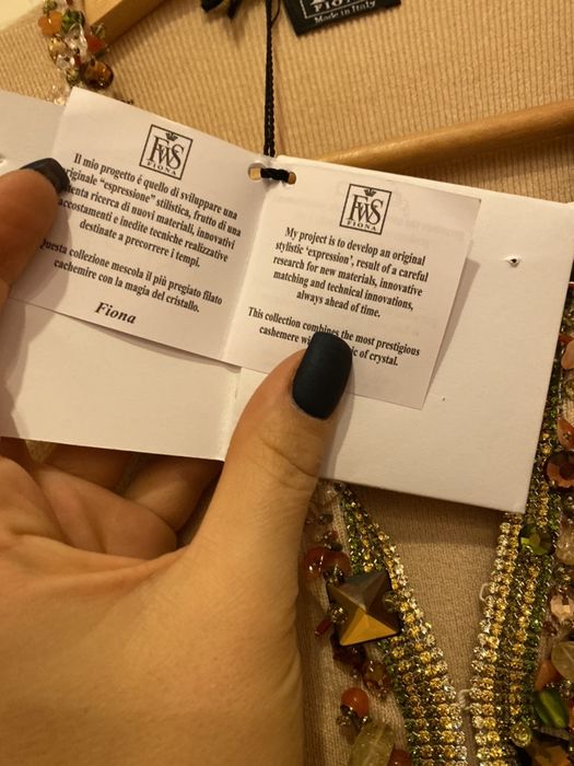 Кашемировая кофта кардиган с вышивкой бисер