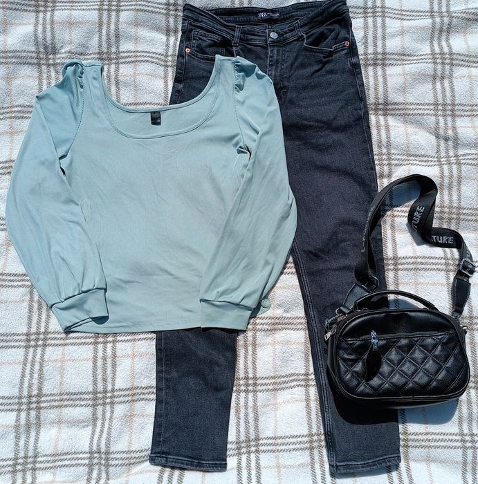 Блуза та джинси mom