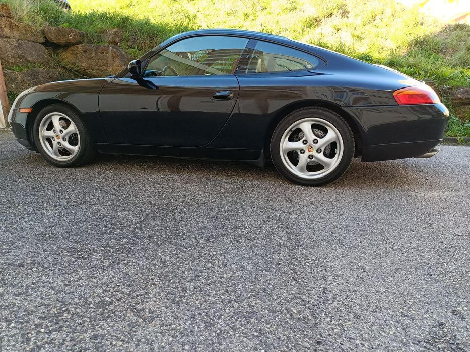 Porsche 911 (996)