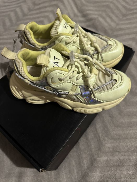 Кросівки 35 розмір