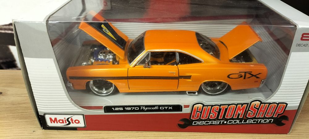 Maisto 1/24 Plymouth GTX 1970 Tomaszów Mazowiecki • OLX.pl