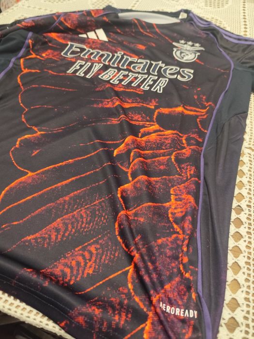 Camisola Benfica Vhils