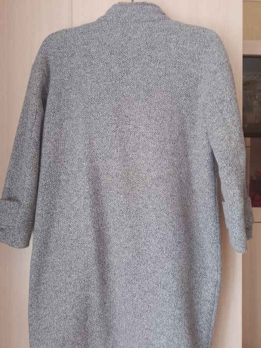 Пальто жіноче, сірого кольору