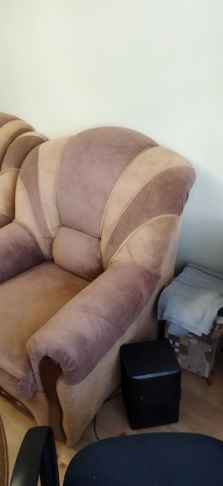 Продам м'яке крісло нерозкладне