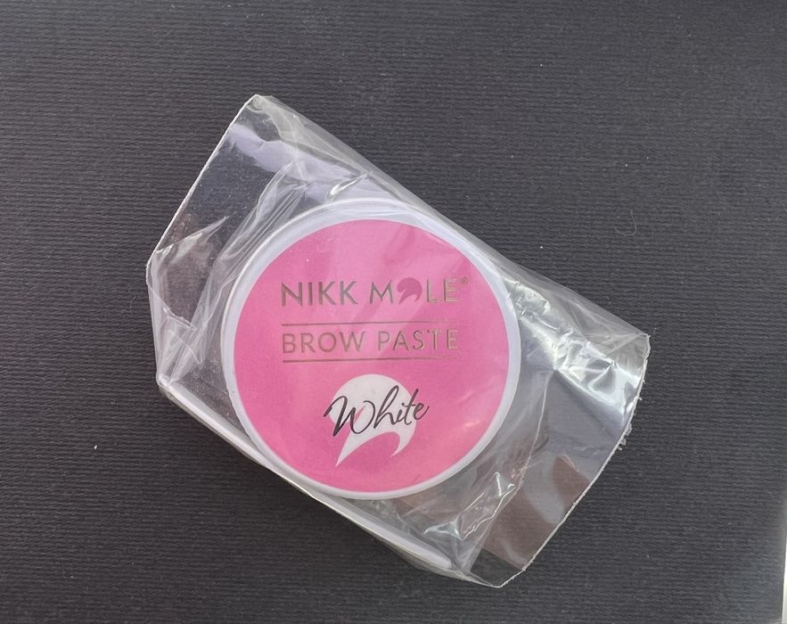 Паста для моделювання брів