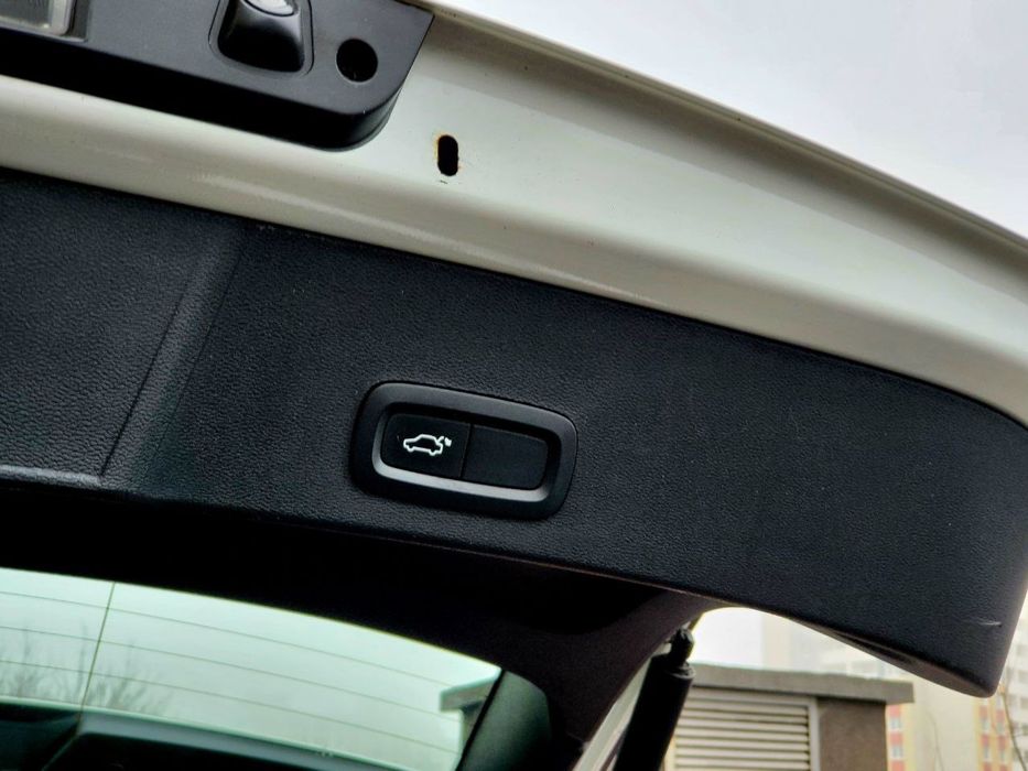 Volvo XC 40 2019p Офіційний