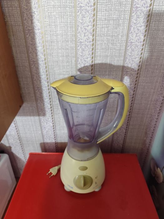 Продам блендер Vitek
Продам блендер Vitek