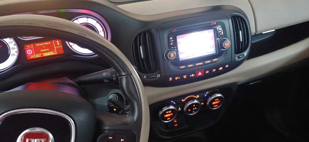 Fiat 500L automático