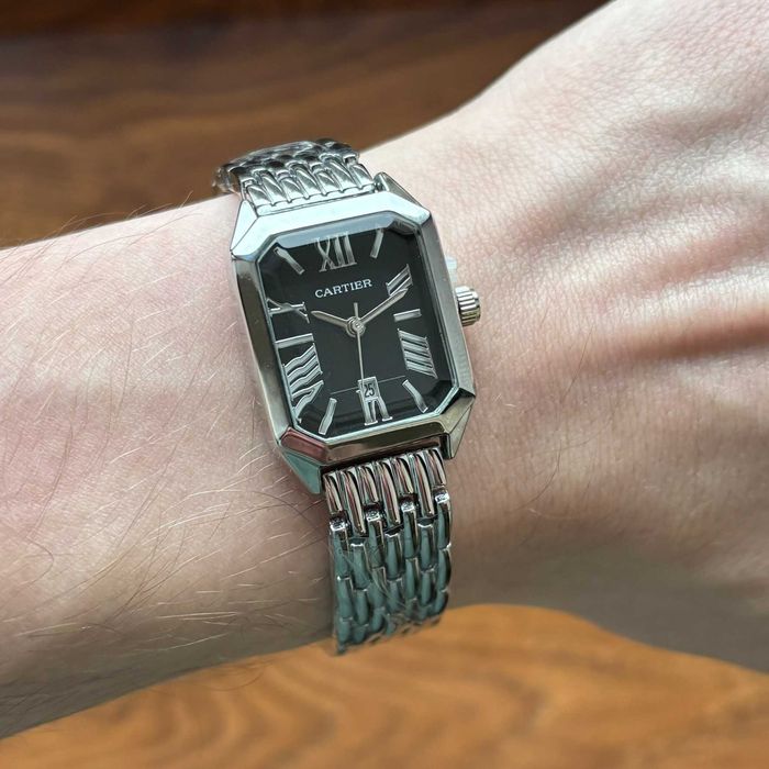 Хіт! Трендовий жіночий годинник Cartier на браслеті в різних кольорах