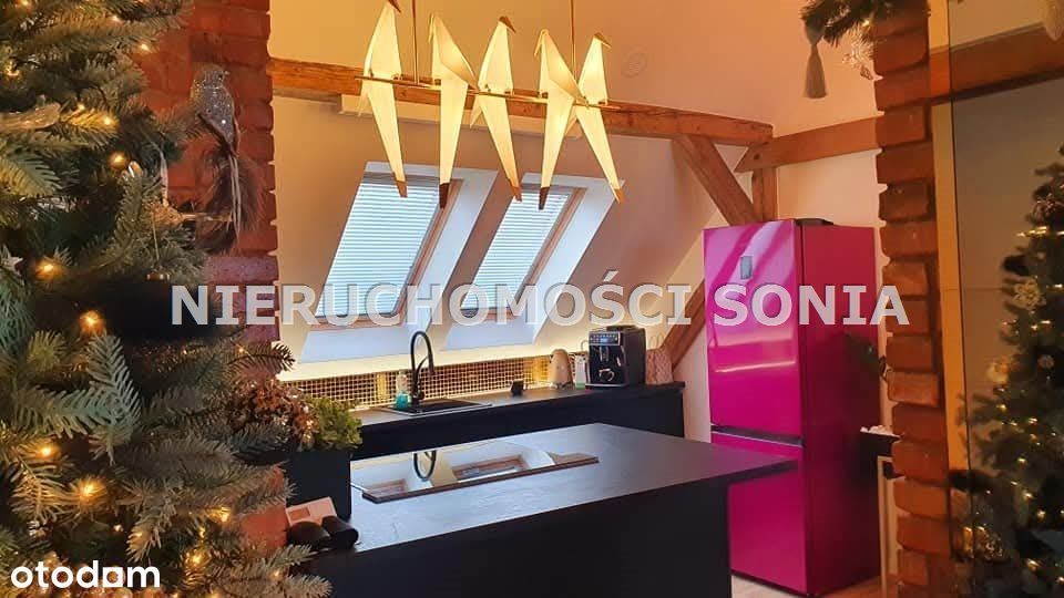 Stylowy loft 77 m² ostatnie piętro do zamieszkania