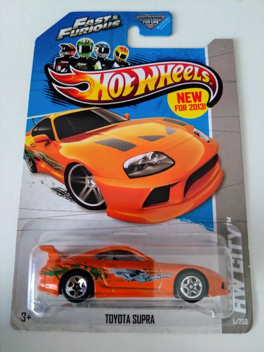 Hot Wheels Toyota Supra Fast & Furious - model 2013 / PROTEKTOR