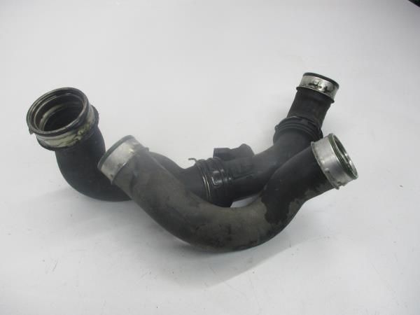 Tubo do intercooler VOLKSWAGEN Transporter V (7HA, 7HH, 7EA, 7EH)