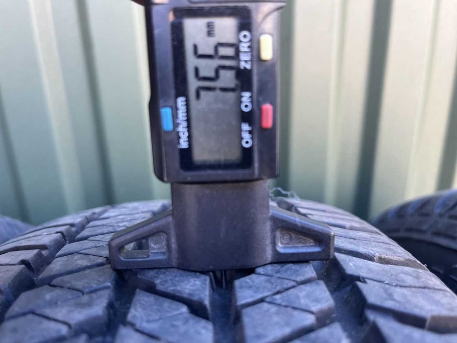 Диски 5/139,7 R15  ШИНИ 205/70 R15 Bridgestone Suzuki Jimny Vitara Нива УАЗ